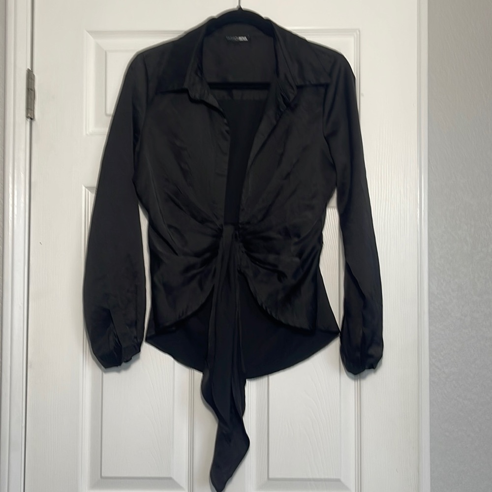Plunge Satin black long sleeve